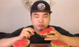 中国网红吃瓜被打事件,一场网络舆论与现实暴力碰撞的反思